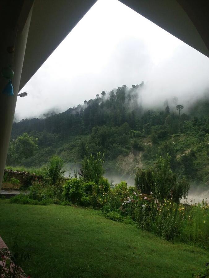 Hotel Anand Ganga Uttarkāshi Exterior foto